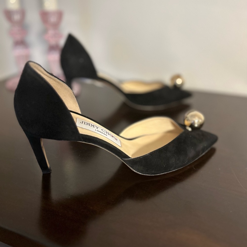 Jimmy Choo black suede pump with pearl detail - Picture 2 of 6